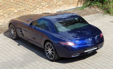 Mercedes-Benz SLS AMG 14