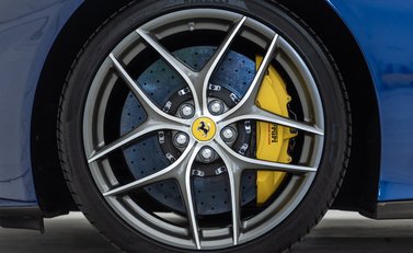 Ferrari F12 Berlinetta 22