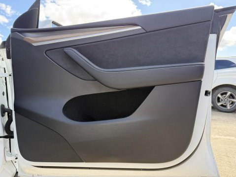 Tesla Model Y SUV 5dr Electric Auto RWD (346 ps) 31