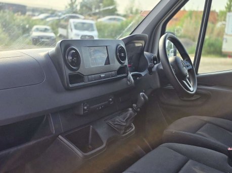 Mercedes-Benz Sprinter 2.1 314 CDI Panel Van 5dr Diesel Manual RWD L2 H2 Euro 6 (143 ps) 18