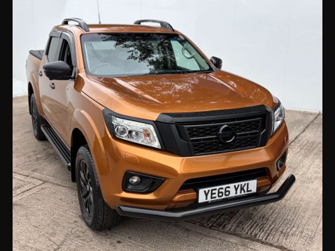 Nissan Navara 2.3 Navara Tekna dCi Auto 4WD 5dr 5