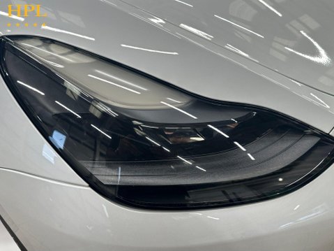 Tesla Model Y (Dual Motor) Long Range SUV 5dr Electric Auto 4WDE (384 bhp) 9
