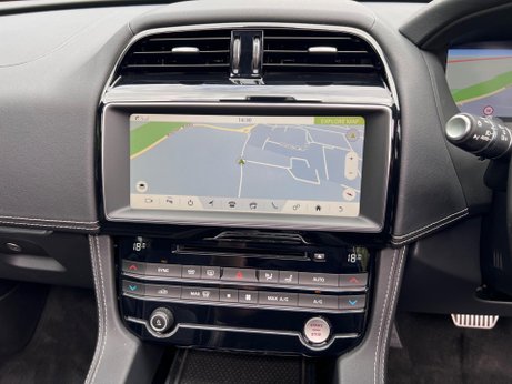 Jaguar F-Pace 2.0 D180 Chequered Flag Auto AWD Euro 6 (s/s) 5dr 84