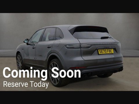 Porsche Cayenne V6 2