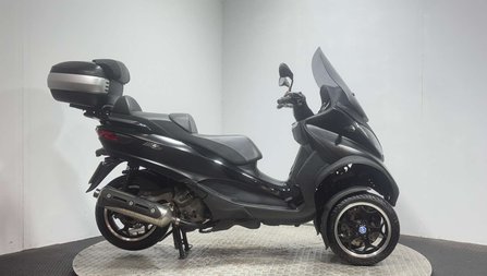 Piaggio MP3 LT SPORT 2015 ONLY 23K RIDE ON A CAR LICENCE TRIKE 3 WHEELER BIKE