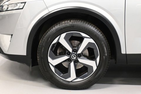 Nissan Qashqai 1.3 Qashqai N-Connecta DiG-T MHEV CVT 5dr 24