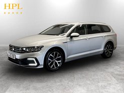 Volkswagen Passat 1.4 TSI 13kWh GTE Estate 5dr Petrol Plug-in Hybrid DSG Euro 6 (s/s) (218 ps