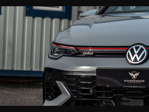 Volkswagen Golf 2.0 Golf GTi Clubsport TSi Semi-Auto 5dr 23