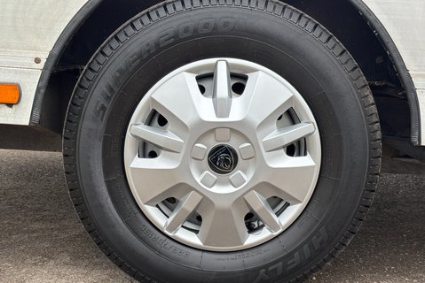 Peugeot Boxer 165ps BlueHDi 335 Drop & Go Low Floor Traffic Management - Toolbox 26