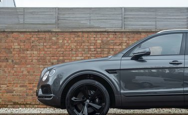 Bentley Bentayga V8 26