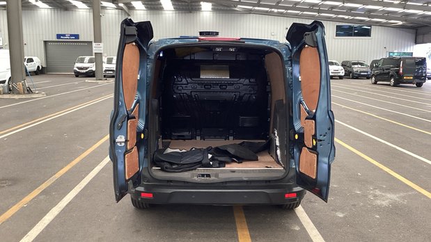 Ford Transit Connect AUTO SWB L1H1 Low Roof Limited Air Con Alloys Sensors Cam EURO 6 NO VAT 5