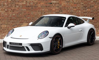 Porsche 911 (991.2) GT3 6