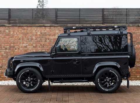 Land Rover Defender 90 Urban Truck 2