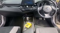 Toyota C-HR 1.8 VVT-h Icon SUV 5dr Petrol Hybrid CVT Euro 6 (s/s) (122 ps) 7