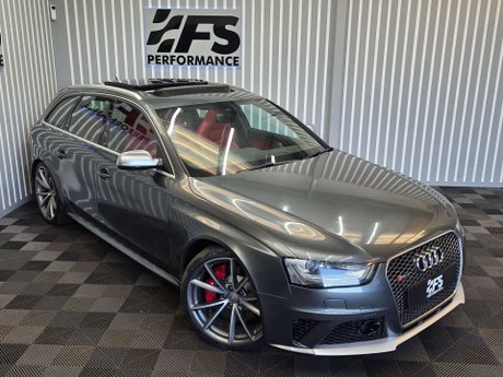 Audi RS4 4.2 FSI V8 Estate 5dr Petrol S Tronic quattro Euro 5 (450 ps) 41