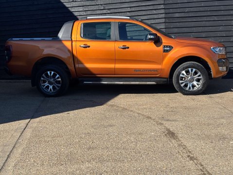 Ford Ranger 3.2 Ranger Wildtrak 4x4 Double Cab TDCi Auto 4WD 5dr 8
