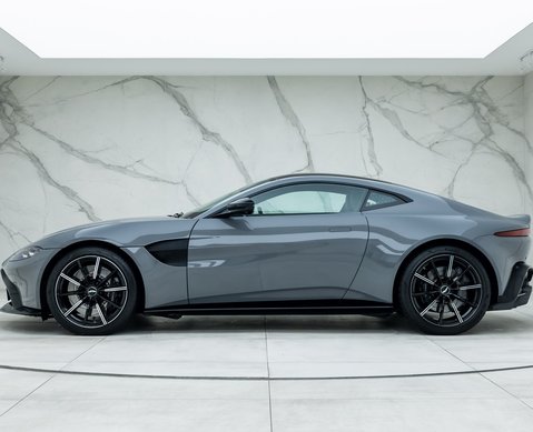 Aston Martin Vantage