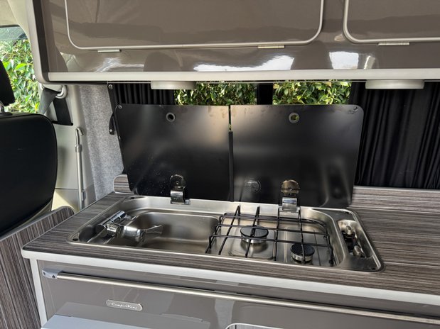 Volkswagen Transporter Camper King St Tropez|T28|Air Con|4 Berth|Pop Top| Euro 6 13