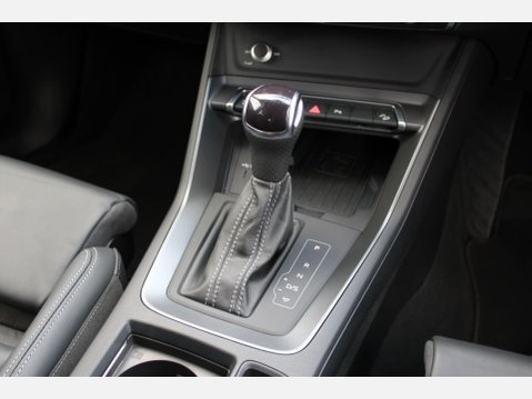 Audi Q3 TFSI S LINE BLACK EDITION 29