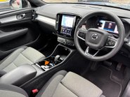 Volvo XC40 2.0 B3 MHEV Plus Dark SUV 5dr Petrol Hybrid DCT Auto Euro 6 (s/s) (163 ps) 3