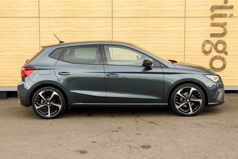 SEAT Ibiza TSI FR SPORT DSG 12