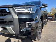 Toyota Hilux Invincible X 4WD 2.8 D-4D Double Cab Pickup - Hardtop Canopy 25