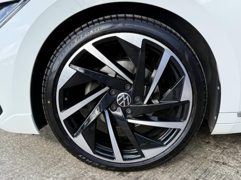 Volkswagen Arteon 2.0 TDI R-Line Shooting Brake 5dr Diesel DSG Euro 6 (s/s) (200 ps) 17