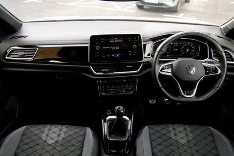 Volkswagen T-Roc R-LINE TSI 3