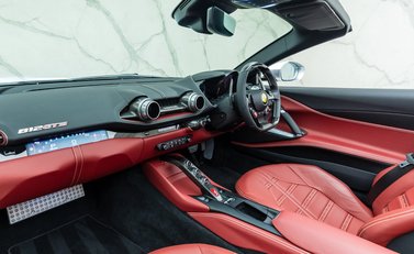 Ferrari 812 GTS 22