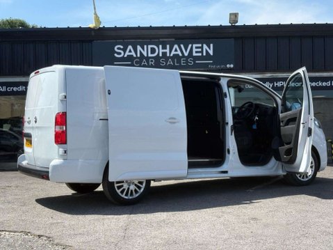 Vauxhall Vivaro 1.5 Turbo D 2900 Pro Panel Van 6dr Diesel Manual L2 H1 Euro 6 (s/s) (100 ps 6