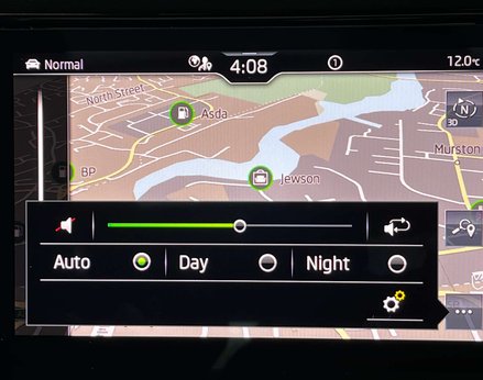 Skoda Karoq 1.5 Karoq Sportline TSi Semi-Auto 5dr 29