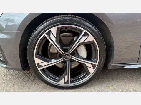Audi A4 2.0 A4 Black Edition 40 TFSI MHEV Semi-Auto 4dr 40