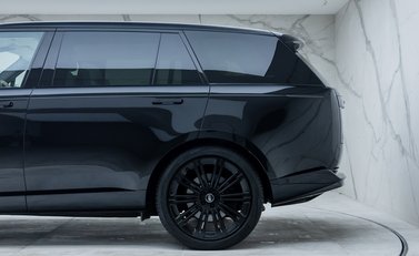 Land Rover Range Rover P530 FIRST EDITION LWB 38