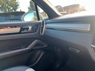 Porsche Cayenne 4.0T V8 GTS SUV 5dr Petrol TiptronicS 4WD Euro 6 (s/s) (460 ps) 27