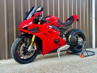 Ducati Panigale V4S Gen 2 17