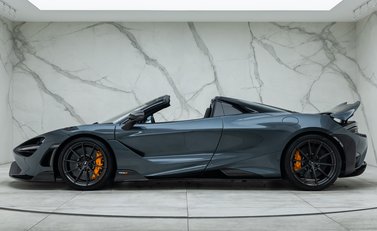 McLaren 765LT Spider 7