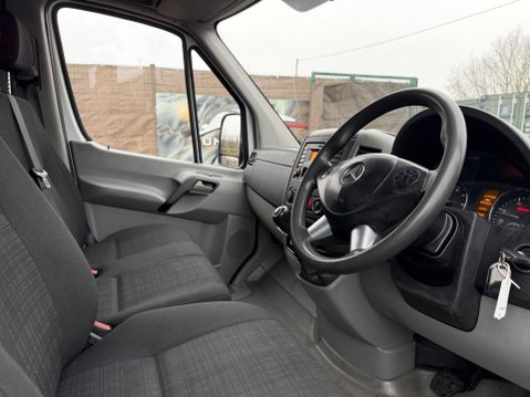 Mercedes-Benz Sprinter 2.1 314 CDi RWD L2 5dr 10