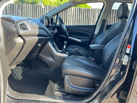 Suzuki S-Cross ULTRA BOOSTERJET ALLGRIP MHEV 3