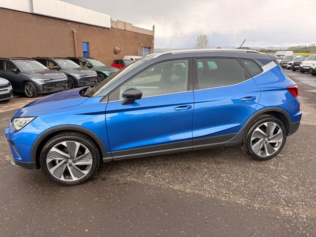 SEAT Arona ECOTSI FR SPORT DSG 4