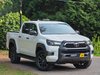 Toyota Hilux 2.8 HI-Luxury Invincible X D-4D 4WD Double Cab Auto 4WD 5dr