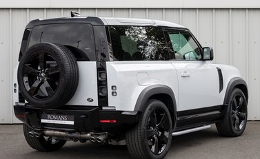 Land Rover Defender 90 V8 7