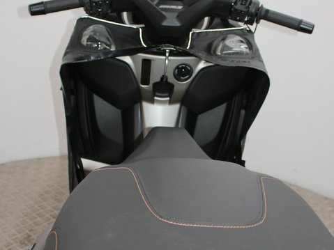 Piaggio MP3 MP3 530 HPE 12