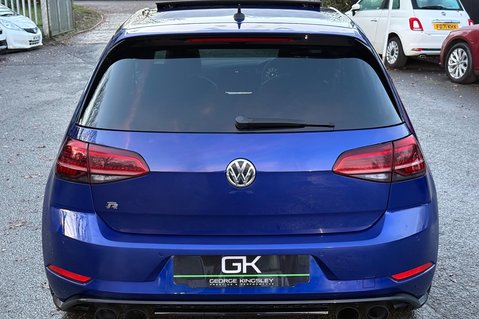 Volkswagen Golf R TSI DSG -DEMO +1 OWNER -AKRAPOVIC-EVERY EXTRA -PAN ROOF-PRO NAV-PRETORIAS 9