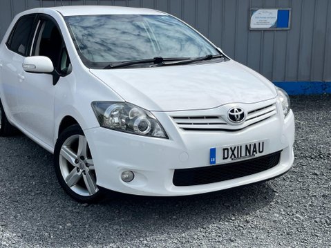 Toyota Auris 1.6 V-Matic SR Euro 5 5dr 38
