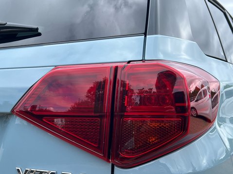 Suzuki Vitara SZ-T BOOSTERJET MHEV 19