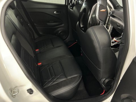 Nissan Juke 1.0 DIG-T Tekna+ DCT Auto Euro 6 (s/s) 5dr 11