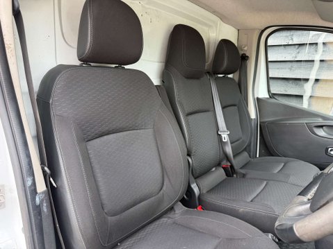 Vauxhall Vivaro 1.6 Vivaro 2700 Sportive CDTi 32
