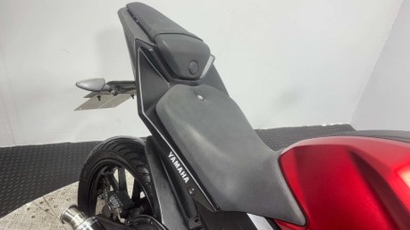 Yamaha MT-125 MT 125 2015 11K VERY CLEAN MOT SERVICED 15BHP 125CC NAKED 23