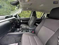 Toyota Hilux Active [SOLD MT] 2.4 LT | AC | Tow Bar | Double Cab 13
