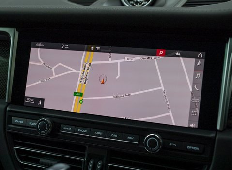 Porsche Macan Turbo 20